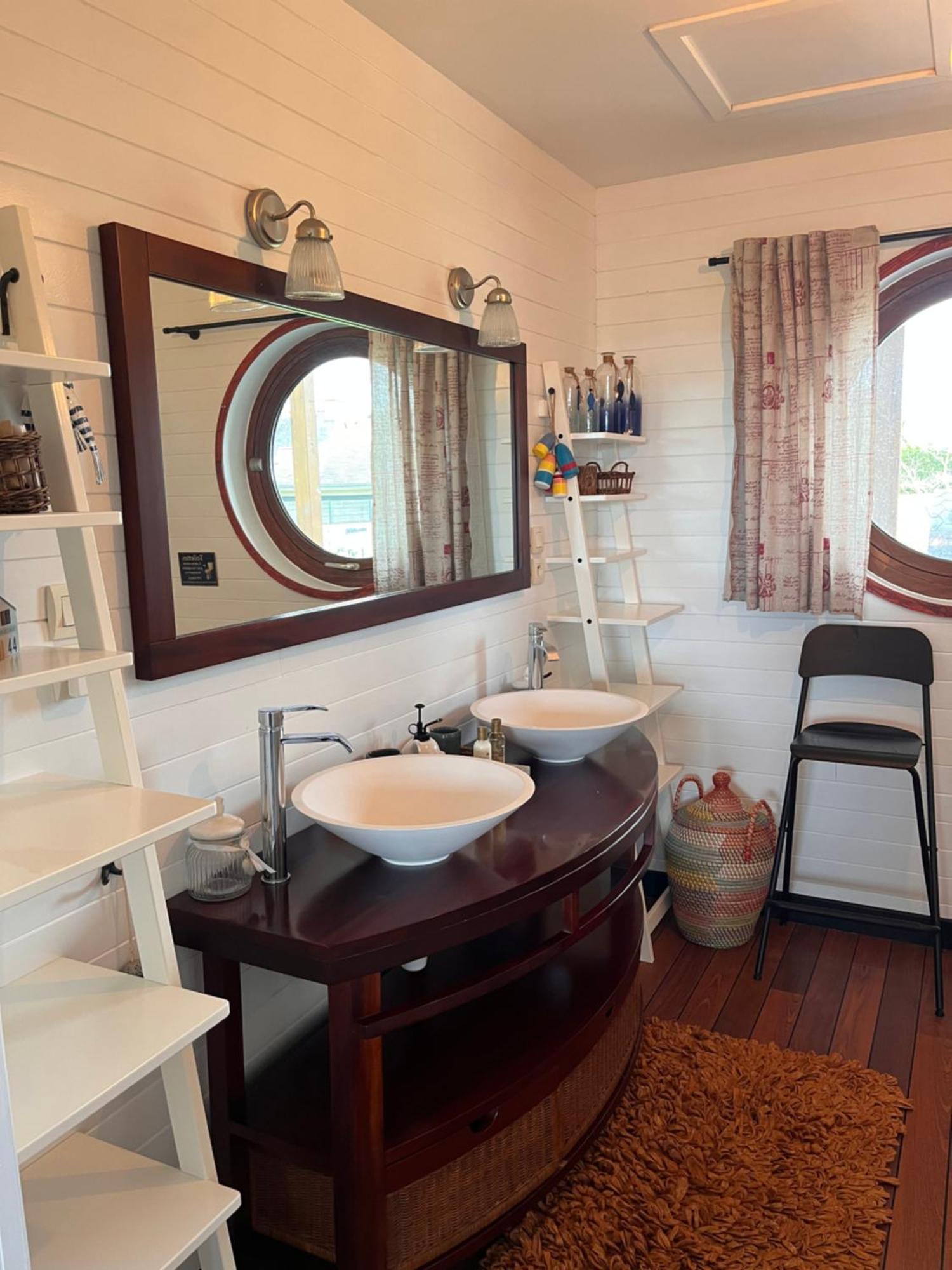 La Maison Bateau Au Bord De Mer Guisseny ภายนอก รูปภาพ